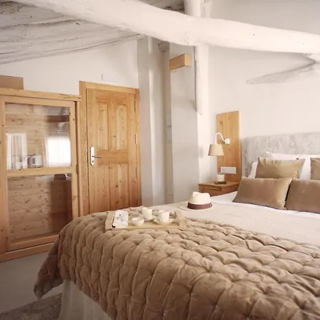 Hotel Hacienda Fresneda Maria By Charming Adults Recommended *